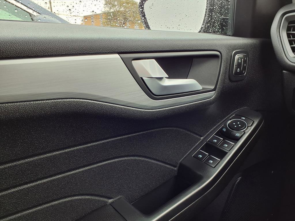 Certified 2023 Ford Escape Platinum image 24
