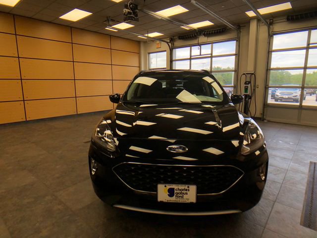 Certified 2022 Ford Escape SEL AWD/4WD image 2