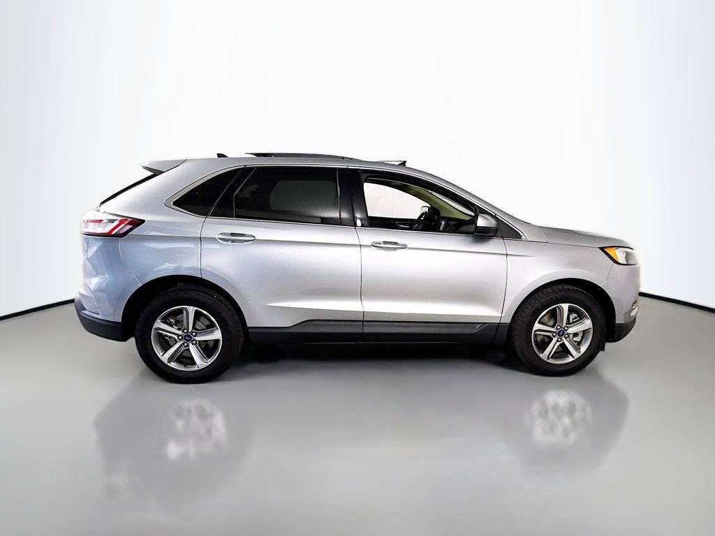 Certified 2022 Ford Edge SEL w/ Convenience Package AWD/4WD image 12