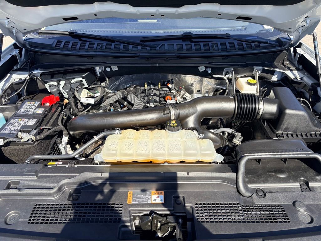 Certified 2025 Ford Expedition Platinum AWD/4WD image 40