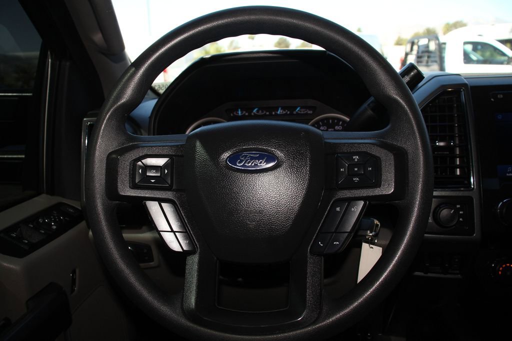Certified 2022 Ford F250 XLT w/ XLT Premium Package AWD/4WD image 16