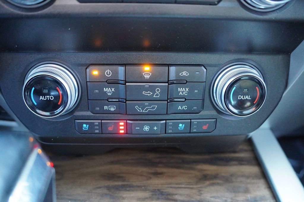 Certified 2020 Ford F150 Lariat w/ Equipment Group 502A Luxury image 28