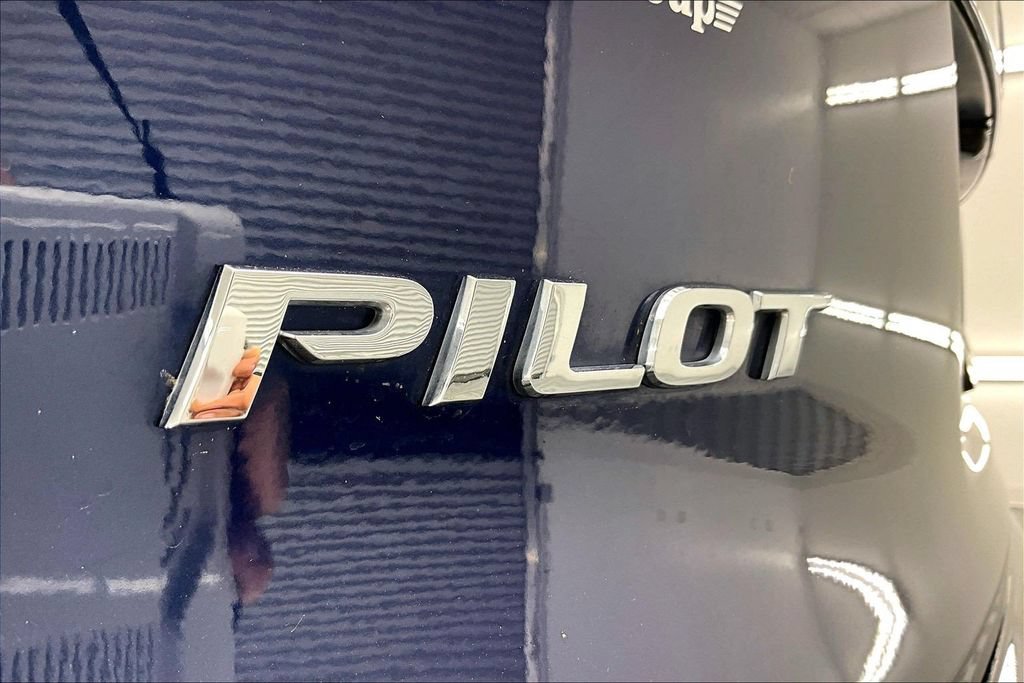 Used 2022 Honda Pilot Touring image 8