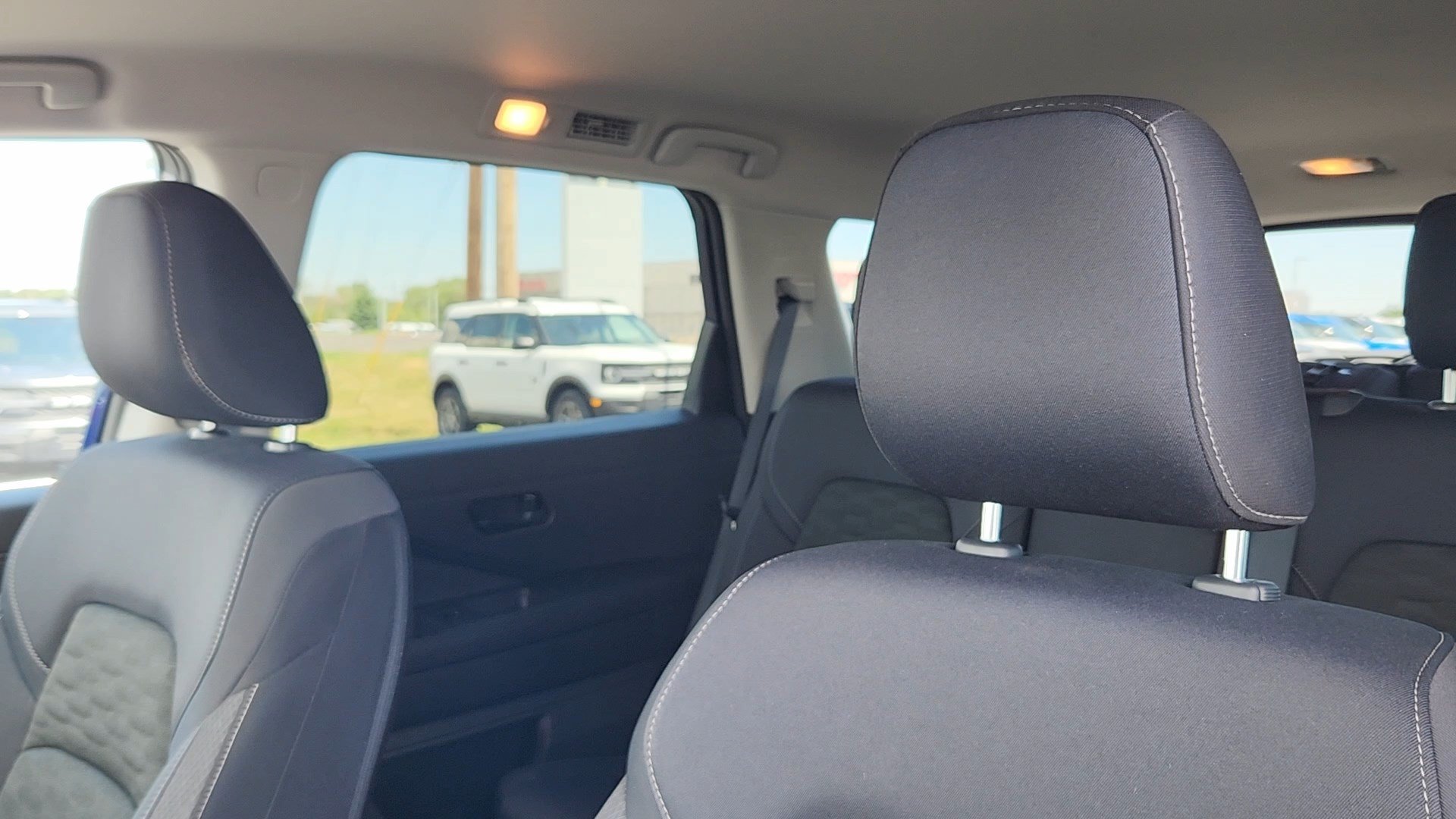 Used 2025 Nissan Pathfinder SV AWD/4WD image 10
