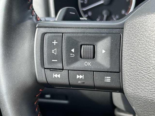 Used 2025 Nissan Rogue SV AWD/4WD image 34