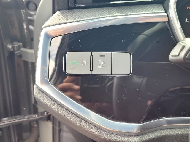 Used 2022 Audi Q3 2.0T Premium Plus w/ Premium Plus Package AWD/4WD image 16