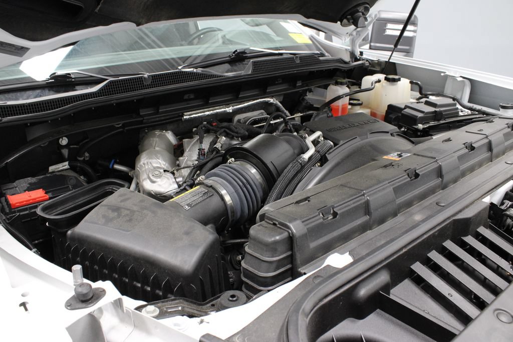 Used 2025 Chevrolet Silverado 2500 LT w/ Safety Package AWD/4WD image 17