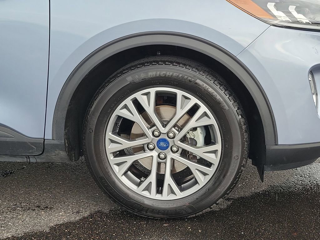 Certified 2022 Ford Escape SEL FWD image 9