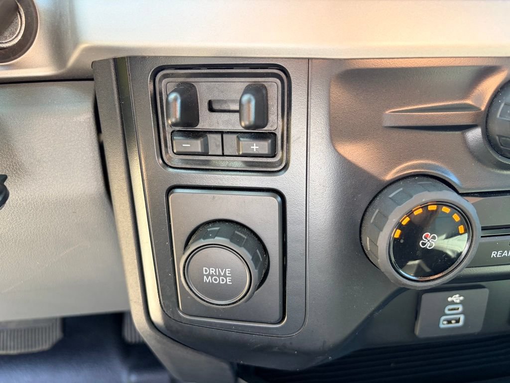 Certified 2024 Ford F350 XL RWD image 13
