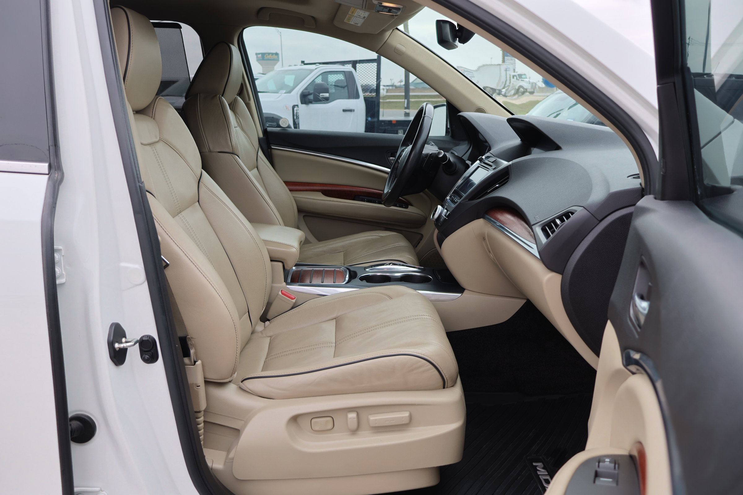 Used 2017 Acura MDX FWD w/ Advance Package image 44