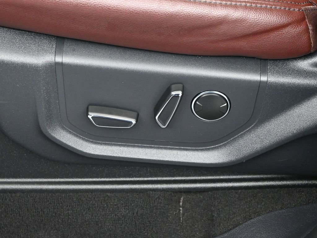 Certified 2023 Ford Expedition Limited image 12