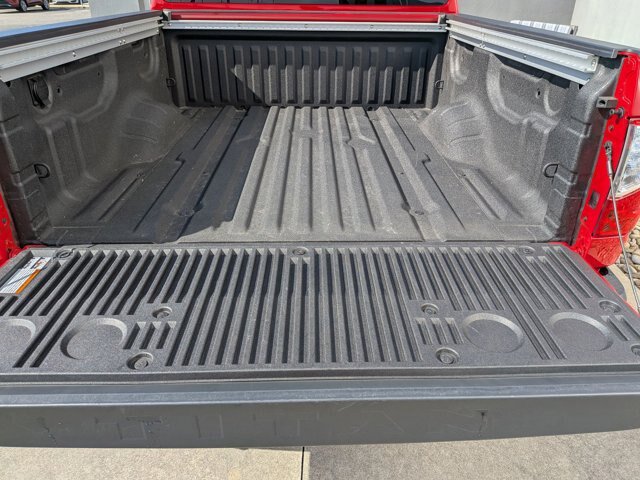 Used 2024 Nissan Titan SV w/ SV Convenience Package AWD/4WD image 32