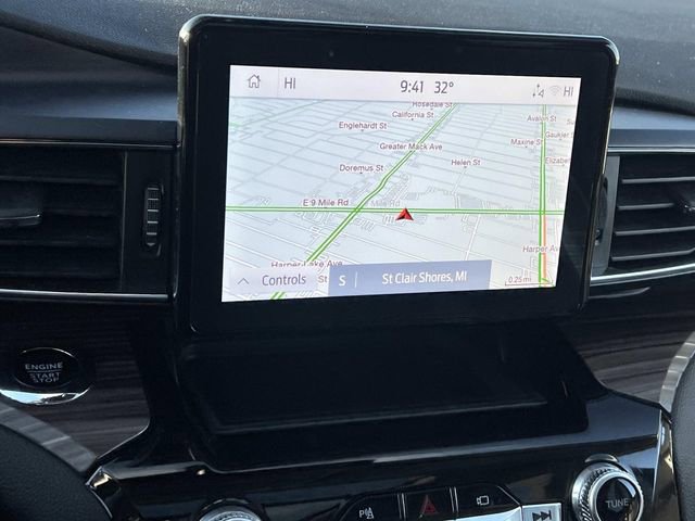 Certified 2022 Ford Explorer Limited w/ Equipment Group 301A image 26