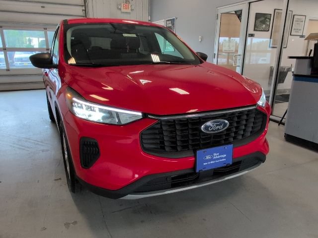 Certified 2024 Ford Escape Active AWD/4WD image 35