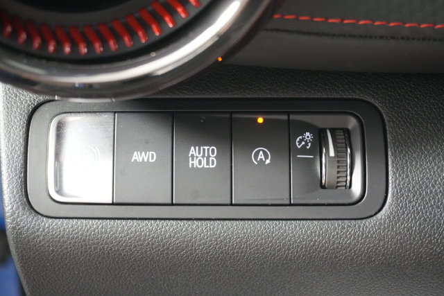 Used 2025 Chevrolet Equinox RS AWD/4WD image 21