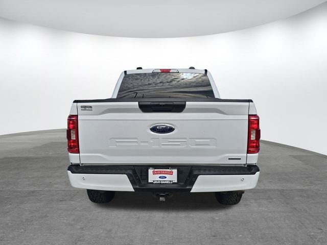 Certified 2022 Ford F150 XLT w/ Equipment Group 301A Mid image 3