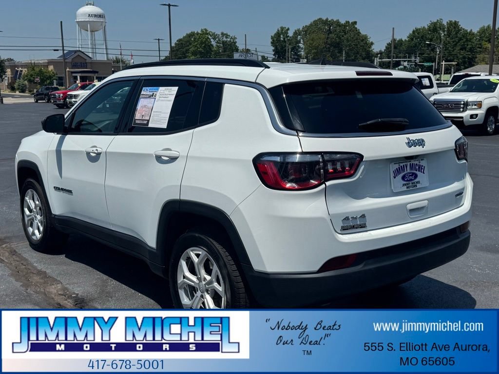 Used 2024 Jeep Compass Latitude AWD/4WD image 27