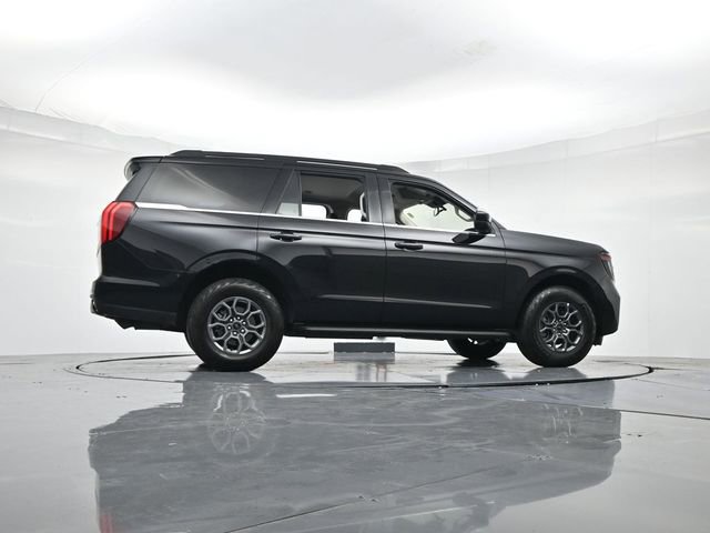 Certified 2025 Ford Expedition Active image 32