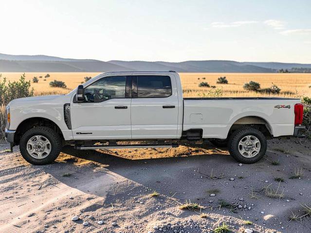 Certified 2025 Ford F250 XLT AWD/4WD image 3