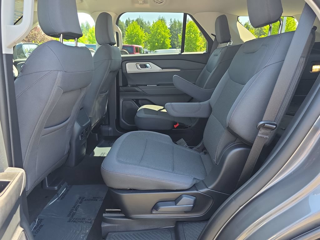 Certified 2026 Ford Explorer Active AWD/4WD image 9
