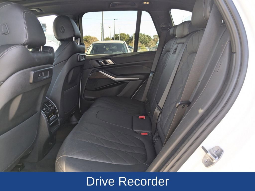 Used 2023 BMW X5 sDrive40i w/ Parking Assistance Package image 17