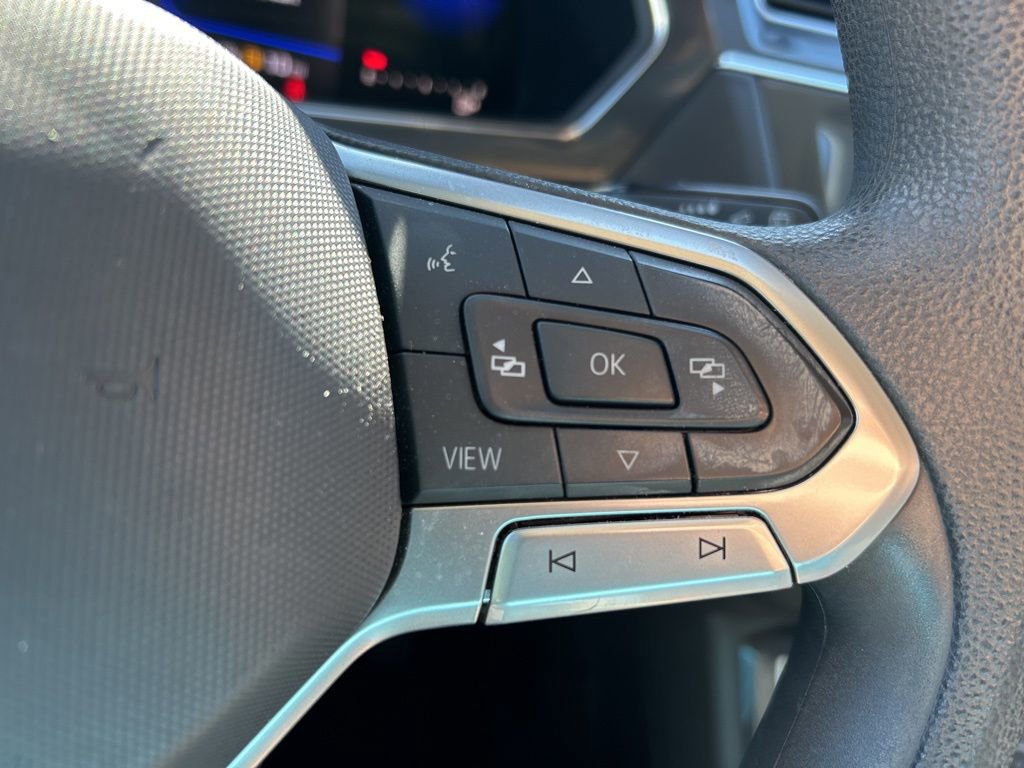 Used 2022 Volkswagen Tiguan S image 20