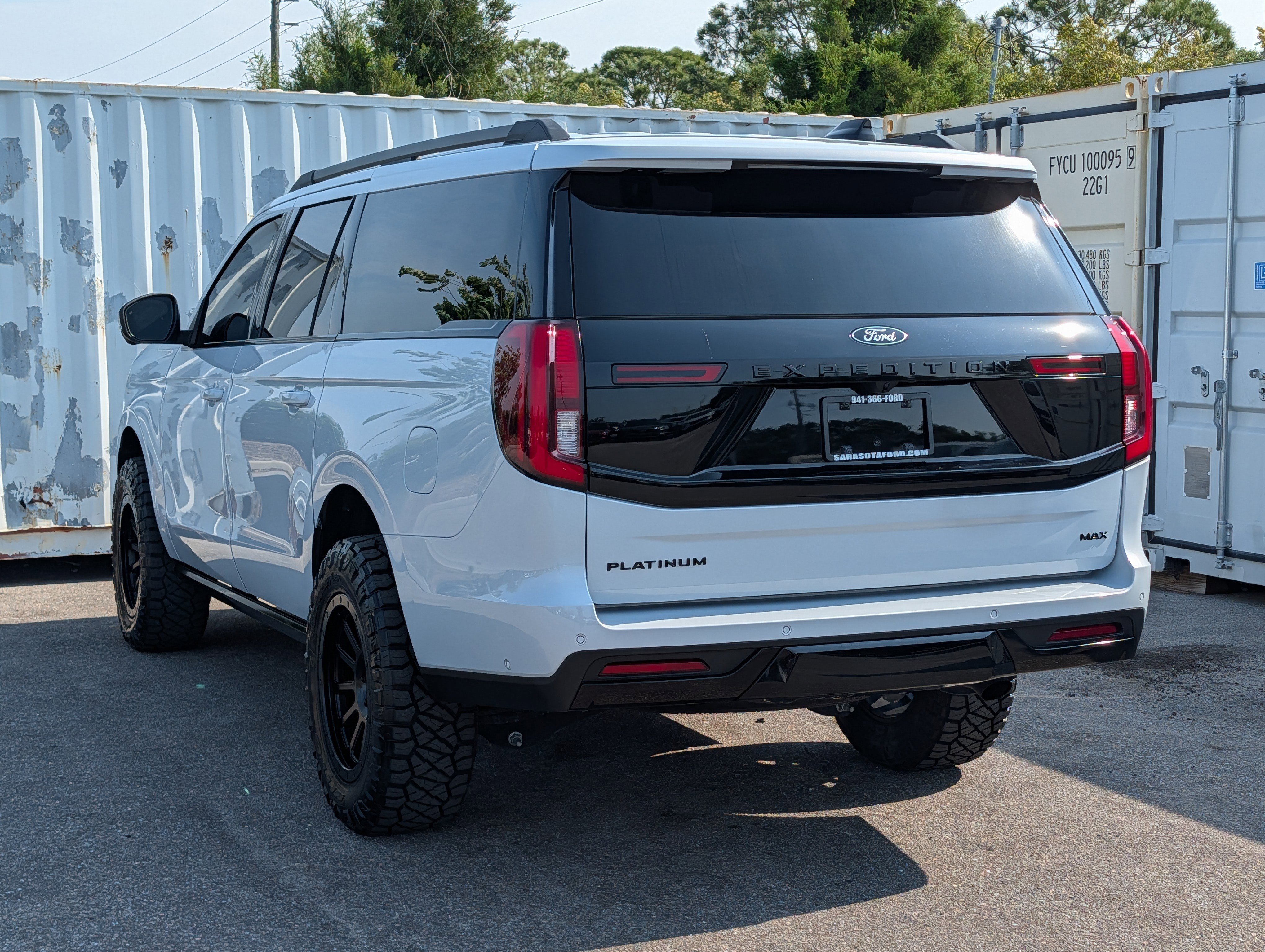 Certified 2025 Ford Expedition Max Platinum w/ Stealth Performance Package AWD/4WD image 6