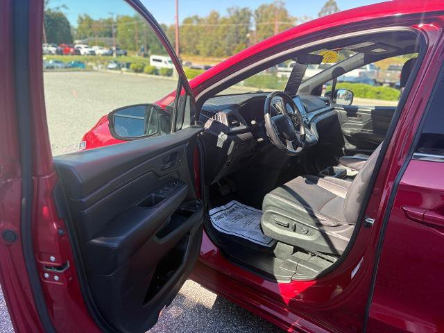 Used 2023 Honda Odyssey Sport image 9