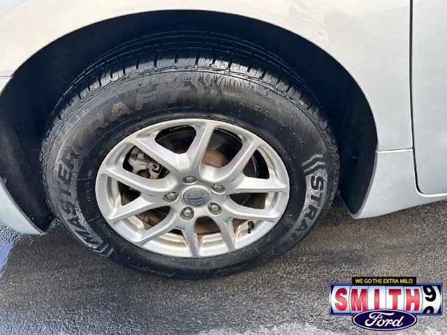 Used 2024 Chrysler Pacifica Touring-L FWD image 12