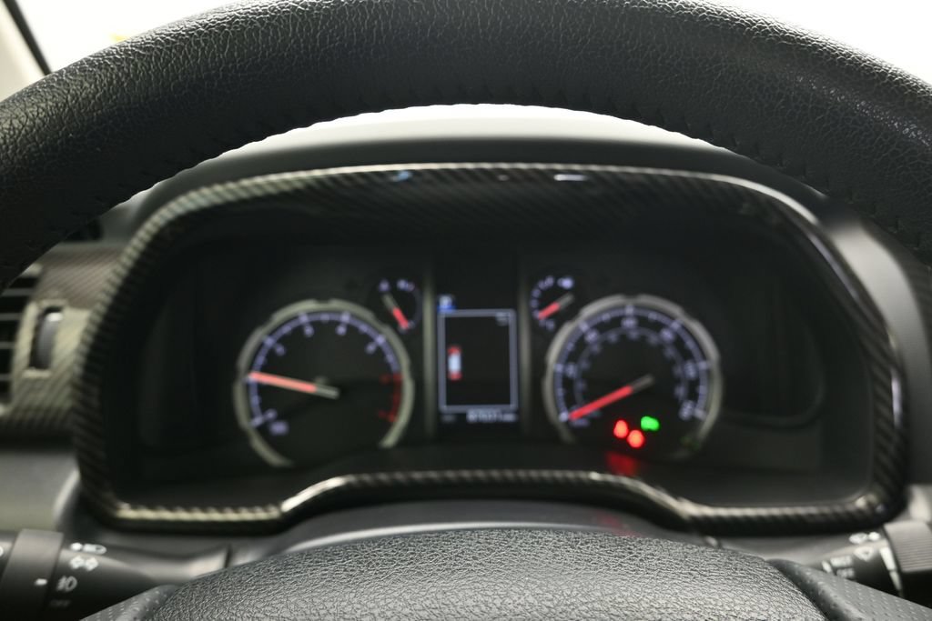 Used 2021 Toyota 4Runner Limited AWD/4WD image 32