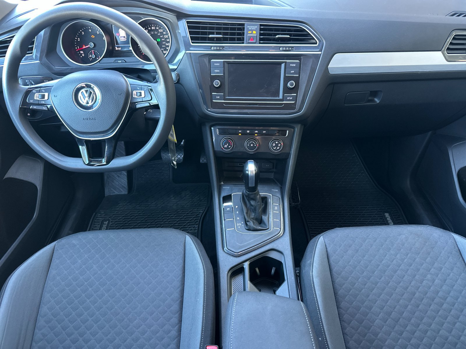 Used 2018 Volkswagen Tiguan S FWD image 14