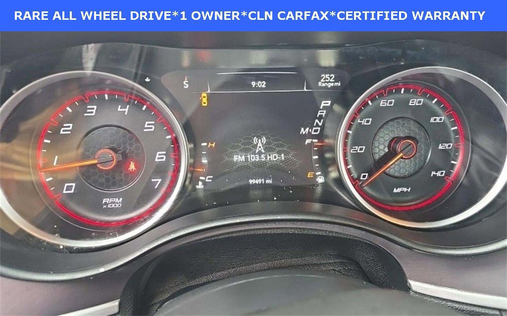 Used 2019 Dodge Charger SXT image 10