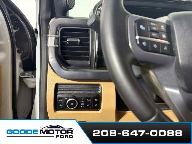 Certified 2025 Ford F350 Lariat w/ Lariat Ultimate Package AWD/4WD image 14
