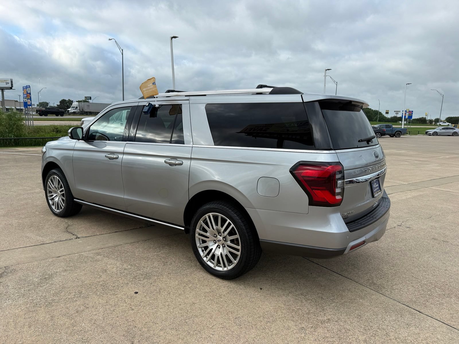 Certified 2024 Ford Expedition Max Limited AWD/4WD image 7