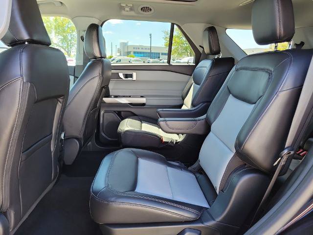 Certified 2023 Ford Explorer XLT w/ Equipment Group 202A AWD/4WD image 17