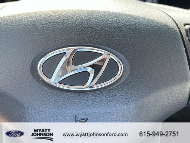 Used 2023 Hyundai Kona SEL AWD/4WD image 32