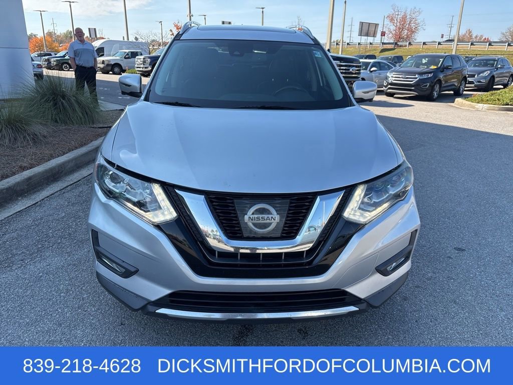 Used 2017 Nissan Rogue SL w/ SL Premium Package image 6