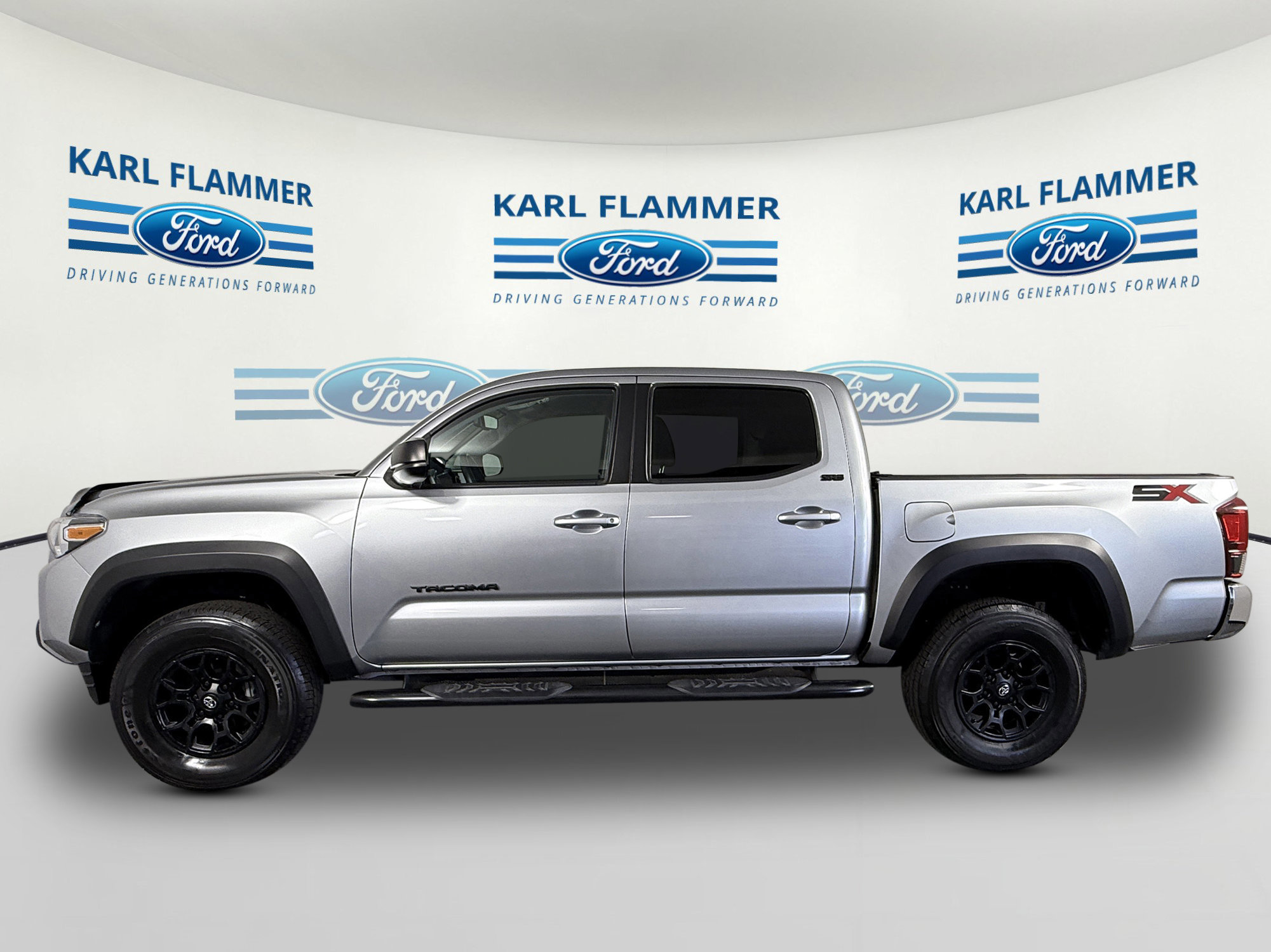 Used 2023 Toyota Tacoma SR5 image 5