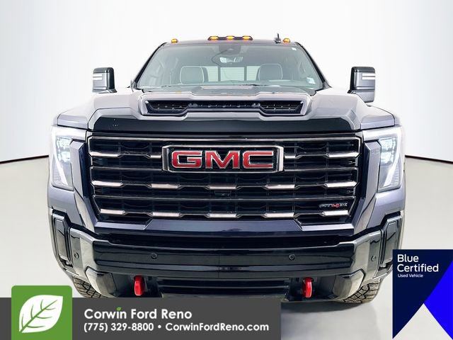 Used 2025 GMC Sierra 2500 AT4X image 2