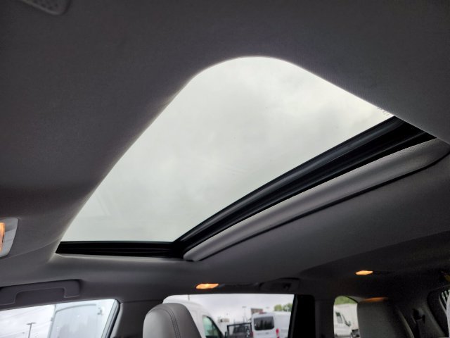 Used 2019 Toyota Highlander XLE AWD/4WD image 21