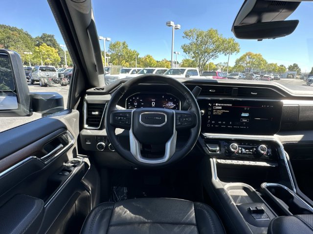 Used 2024 GMC Sierra 2500 Denali w/ Denali Reserve Package AWD/4WD image 6