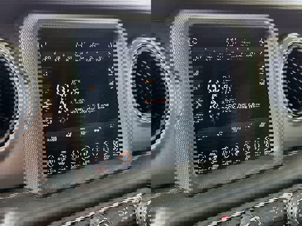 Used 2023 Jeep Wrangler Willys image 20