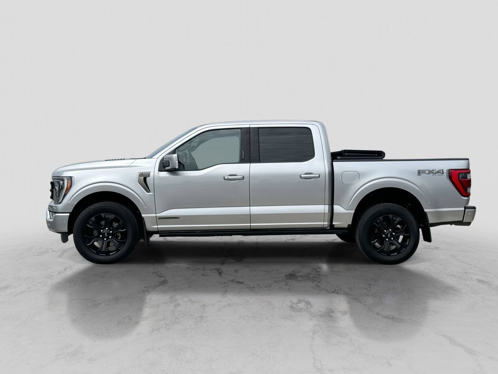 Certified 2023 Ford F150 Platinum w/ FX4 Off-Road Package AWD/4WD image 3