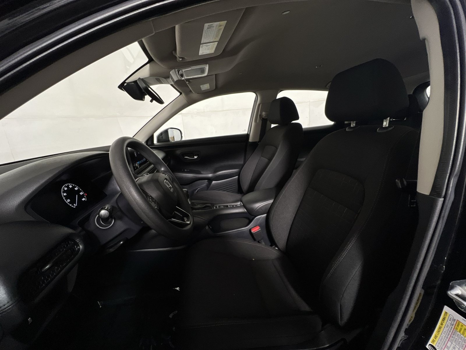 Used 2024 Honda HR-V LX image 13