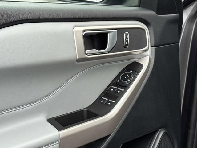 Certified 2023 Ford Explorer XLT w/ Equipment Group 202A image 16