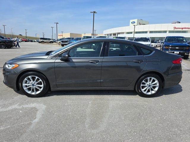 Certified 2020 Ford Fusion SE image 2