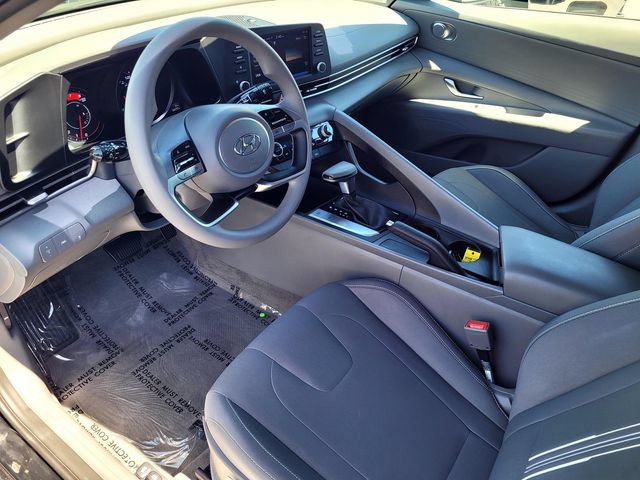Used 2023 Hyundai Elantra SEL FWD image 10