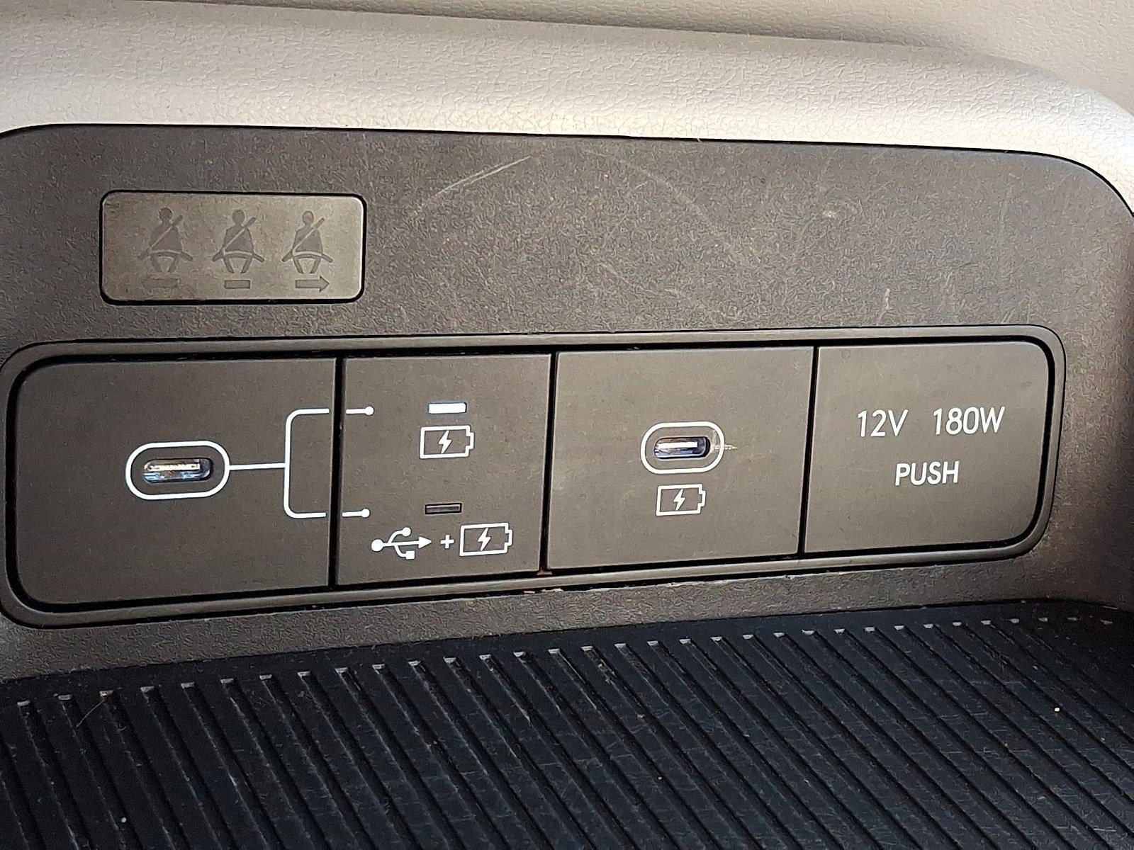 Used 2024 Hyundai Kona SEL AWD/4WD image 22