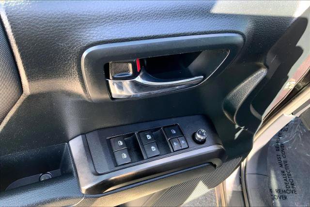 Used 2017 Toyota Tacoma TRD Sport w/ Premium & Technology Package AWD/4WD image 36