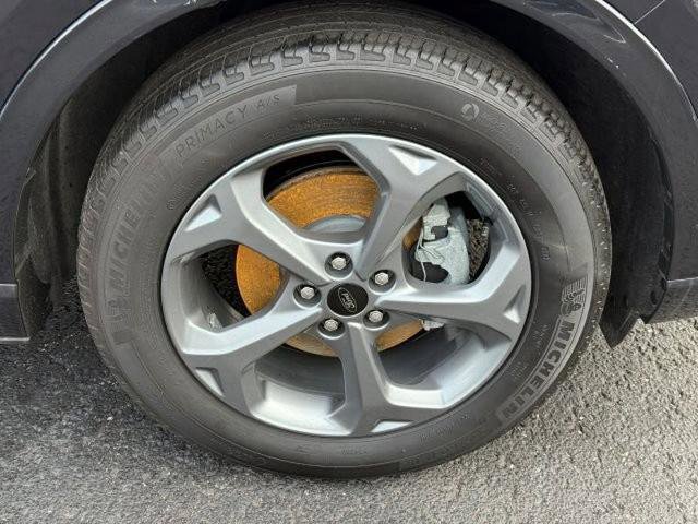 Certified 2023 Ford Escape ST-Line image 9